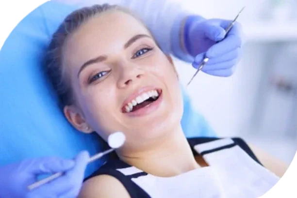 octenisept oral mono dentysta kobieta płyn do jamy ustnej